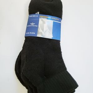 Docker's 3 Pair Black Performance Athletic Low Ankle Socks Shoe Size 6-12